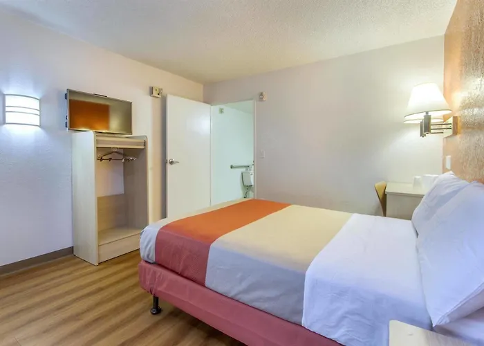 Phoenix Inn 2* Phoenix